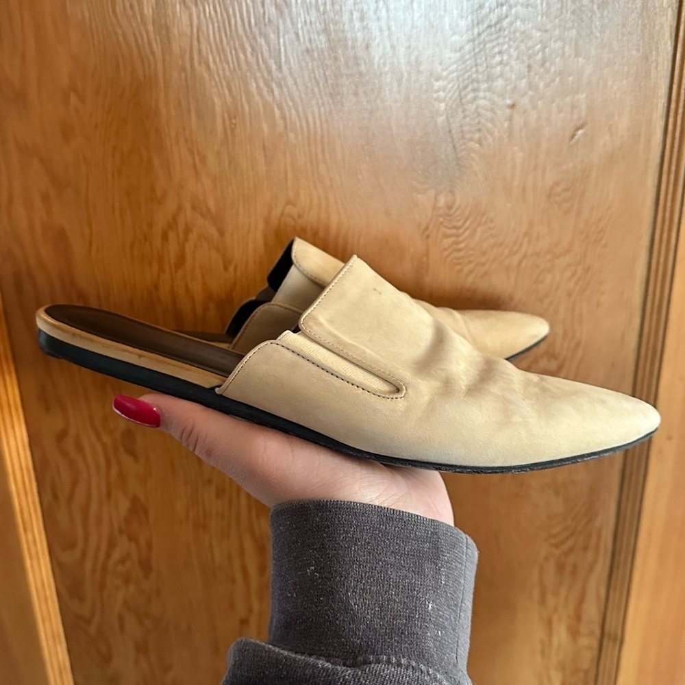 Jenni Kayne Cream Pointed-Toe Suede Backless Mules - Picture 4 of 10